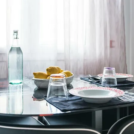 아파트 Geco's Elmas